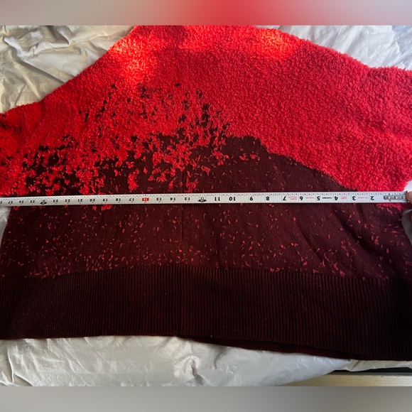 Lululemon Ombre Knit Textured Turtleneck Red Merlot/Carnation Red Size 8 - Picture 13 of 14